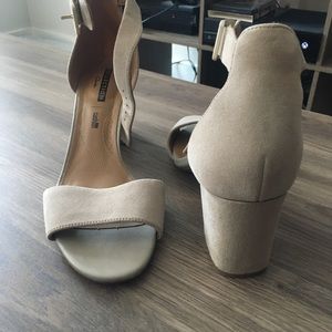 Clark’s heels